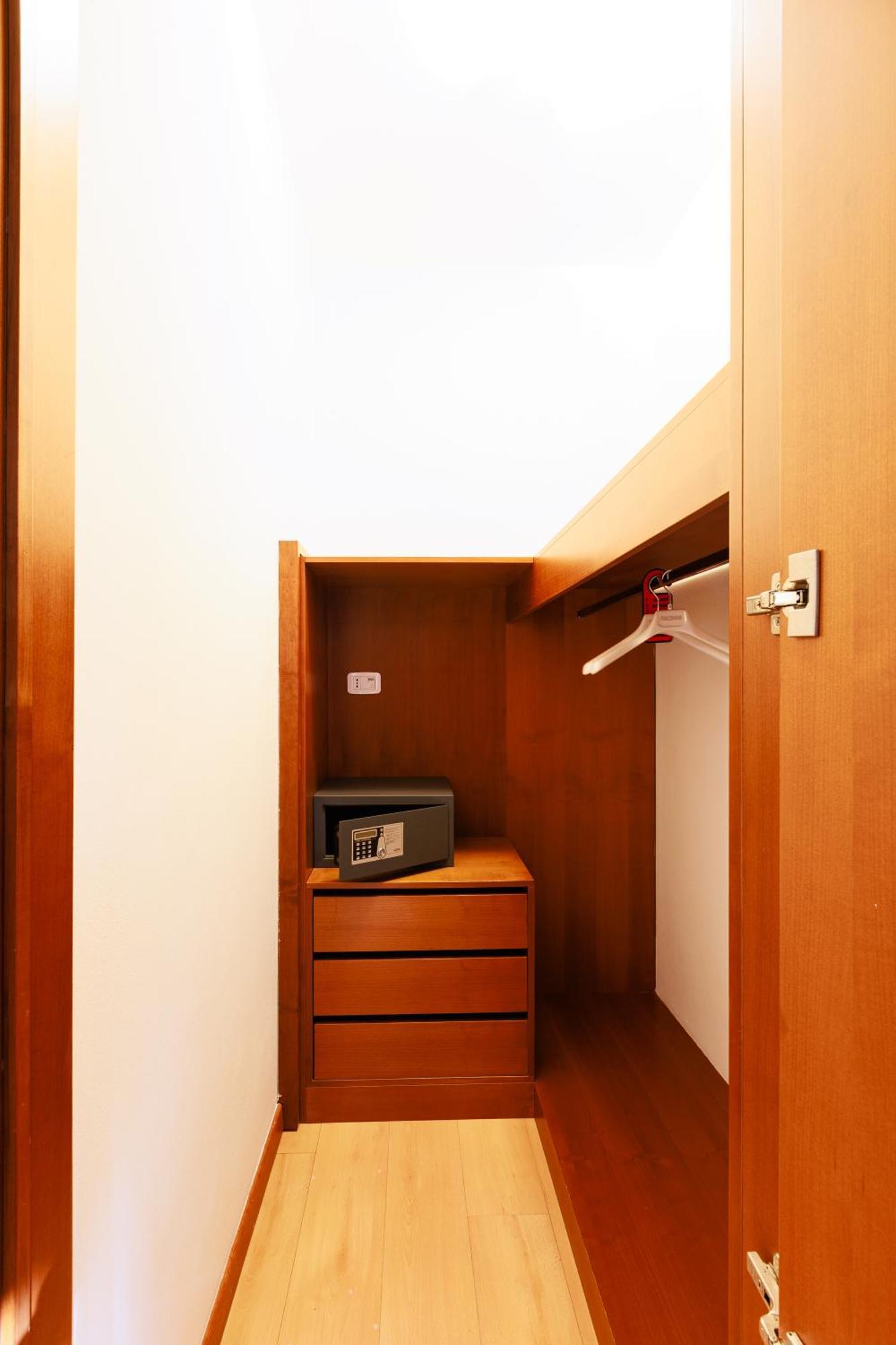 Hotel Villa Delle Rose - Malpensa Oleggio Dış mekan fotoğraf