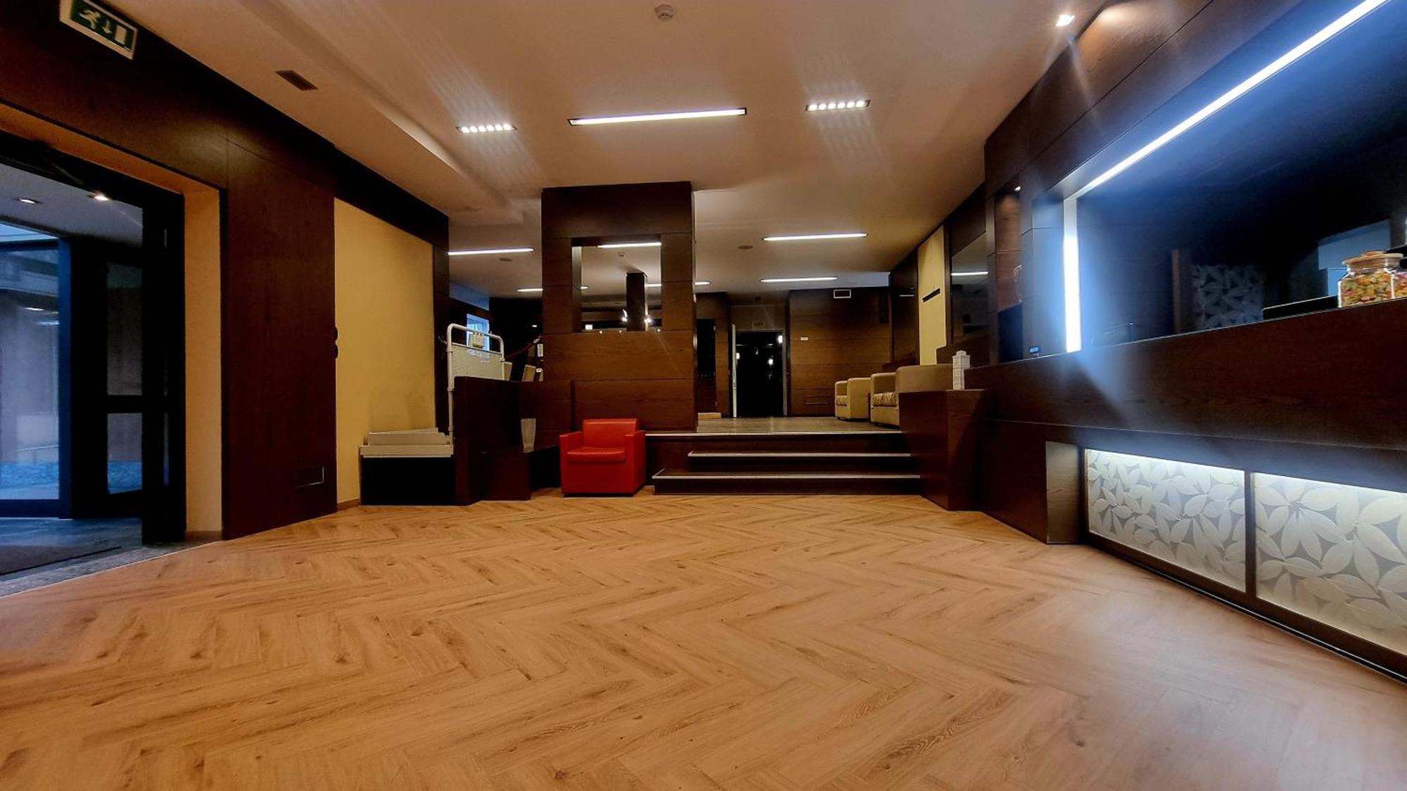 Hotel Villa Delle Rose - Malpensa Oleggio Dış mekan fotoğraf
