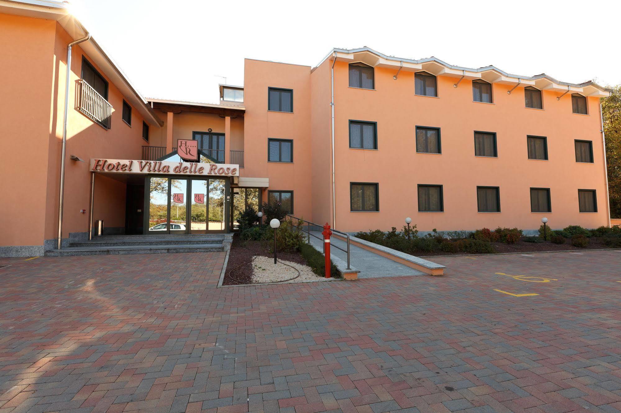 Hotel Villa Delle Rose - Malpensa Oleggio Dış mekan fotoğraf