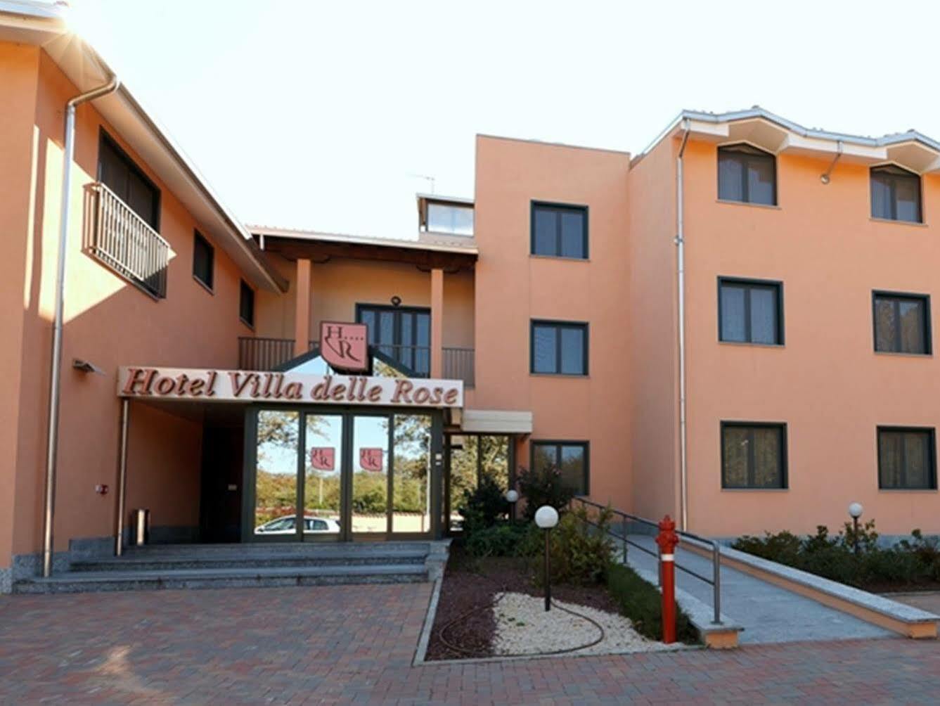 Hotel Villa Delle Rose - Malpensa Oleggio Dış mekan fotoğraf